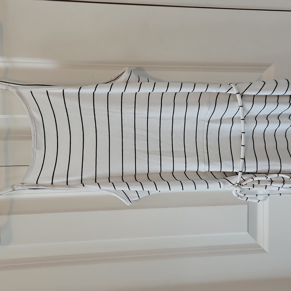 41 Hawthorn Striped Dress - Picture 6 of 8